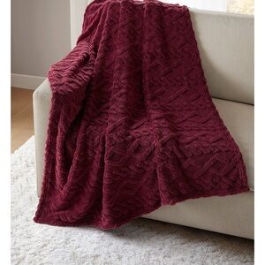 NWT Premier Comfort Cozy Cable Throw Blanket, 50" x 60"b Color: Zinfandel